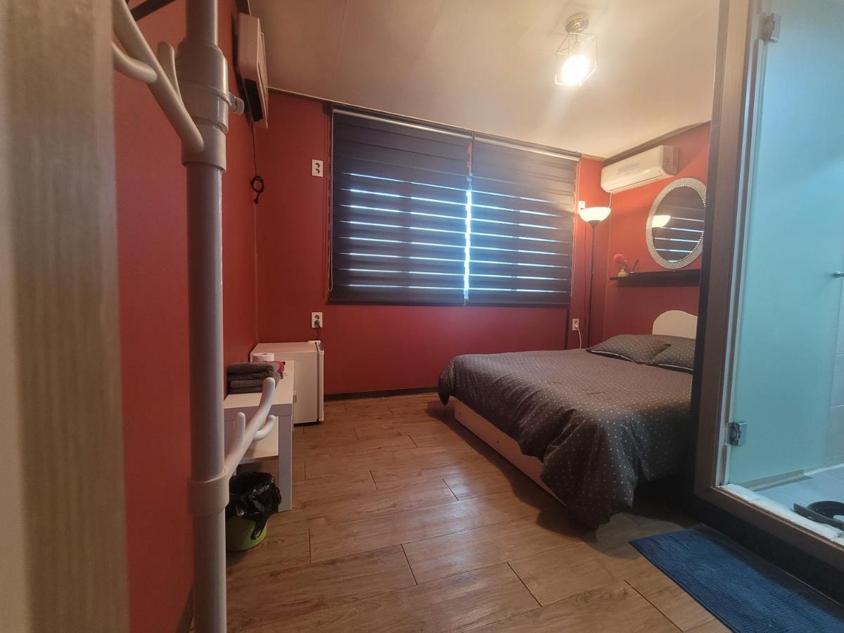 Olive Hostel W Сеул Екстериор снимка