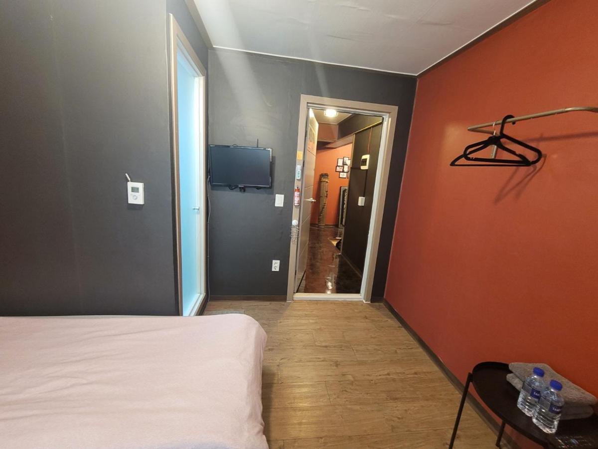 Olive Hostel W Сеул Екстериор снимка